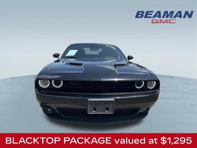 2022 Dodge Challenger SXT