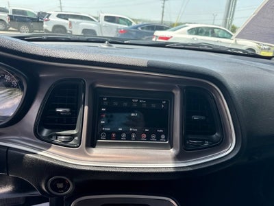 2022 Dodge Challenger SXT