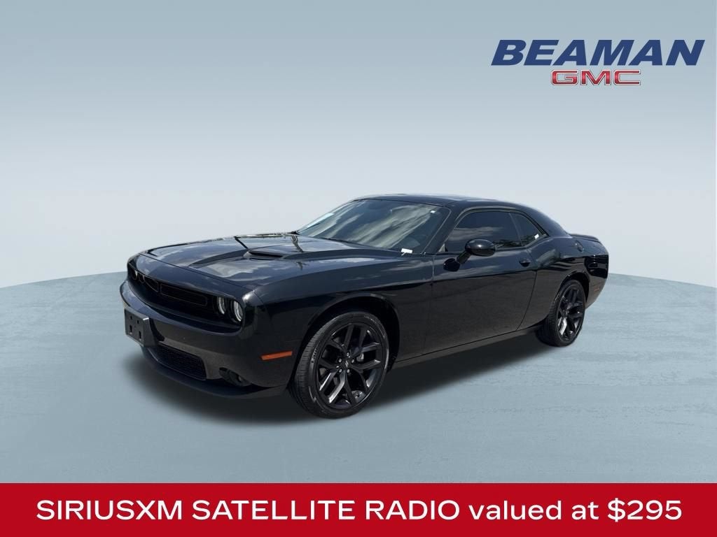 2022 Dodge Challenger SXT