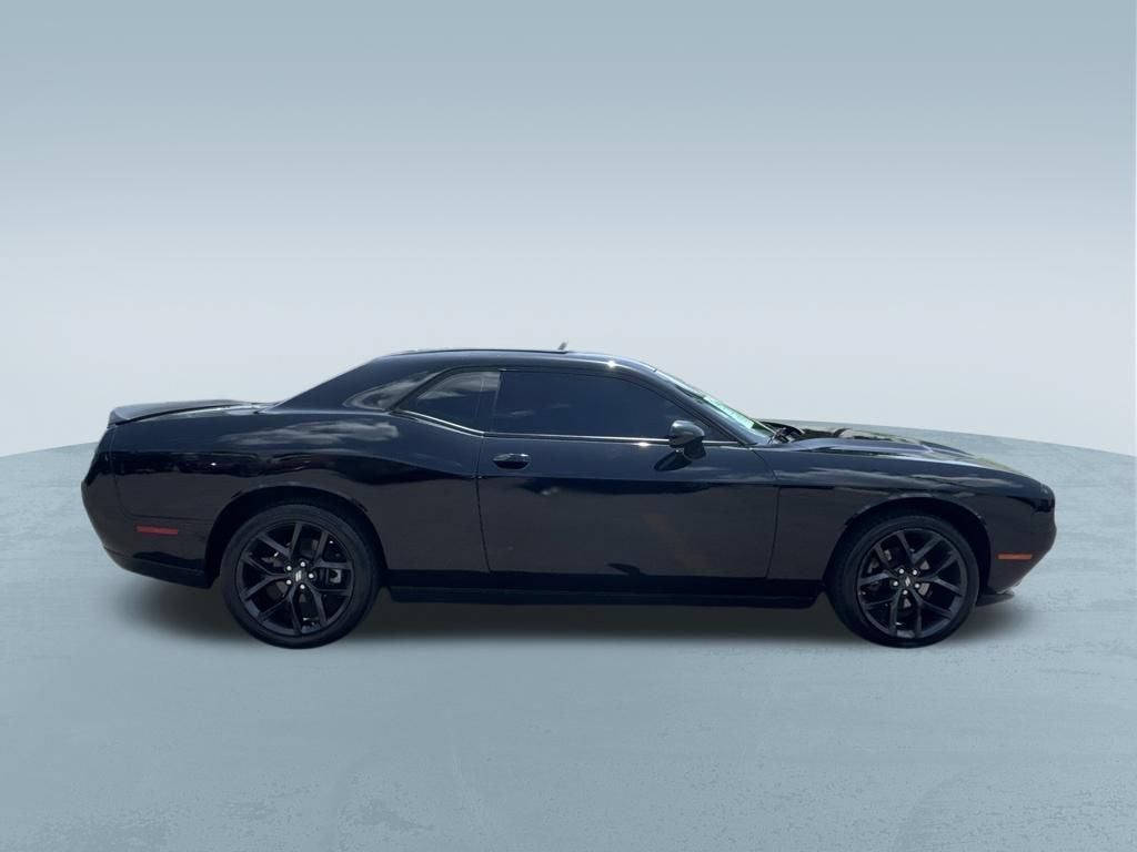 2022 Dodge Challenger SXT