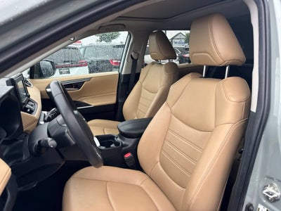2021 Toyota RAV4 XLE Premium