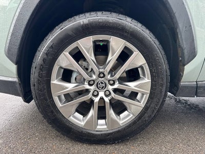 2021 Toyota RAV4 XLE Premium