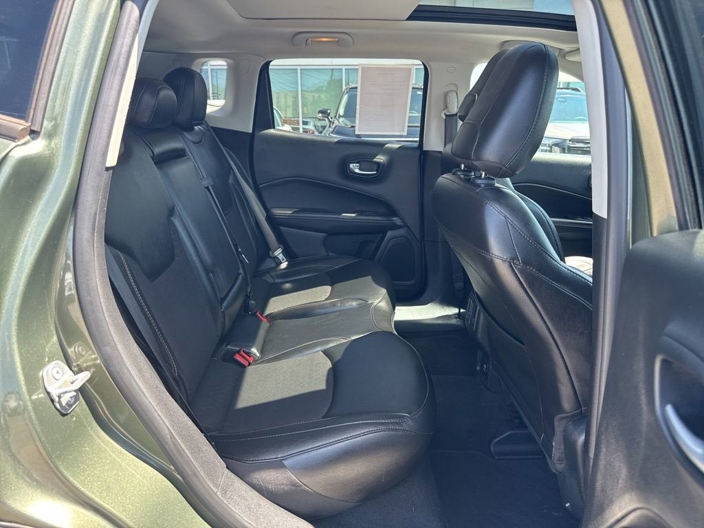 2020 Jeep Compass Latitude w/Sun/Safety Pkg