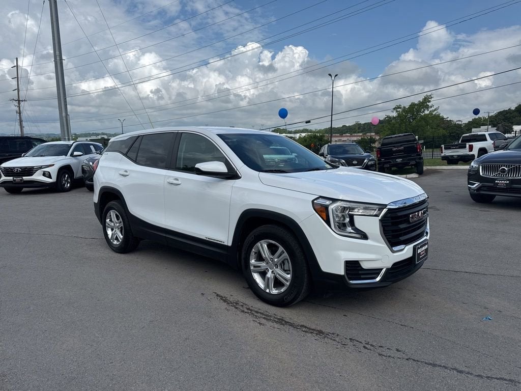 2024 GMC Terrain SLE FWD's photo
