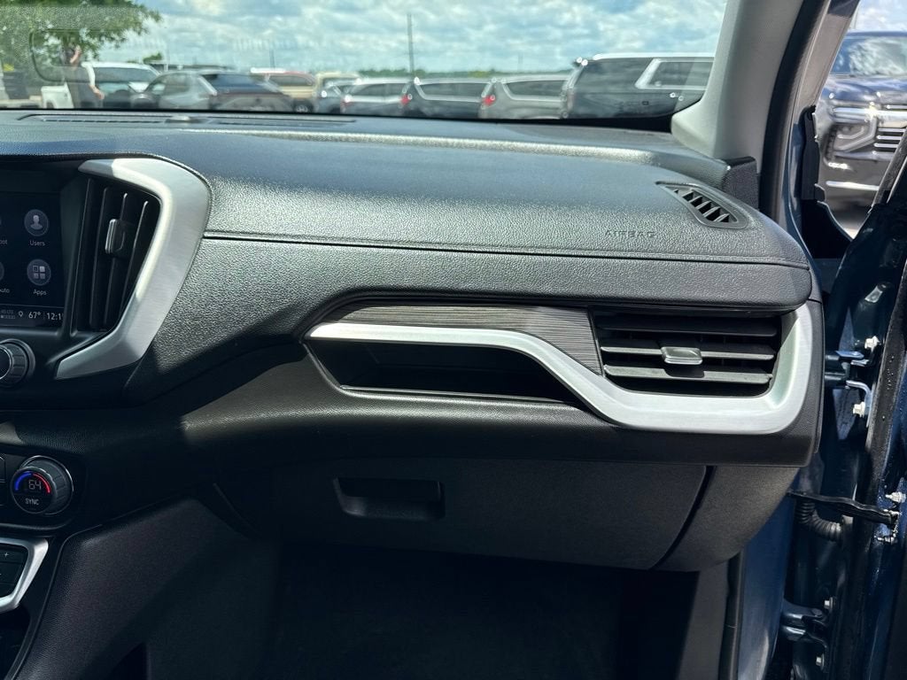 2024 GMC Terrain SLT