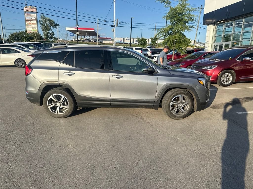 2021 GMC Terrain SLT