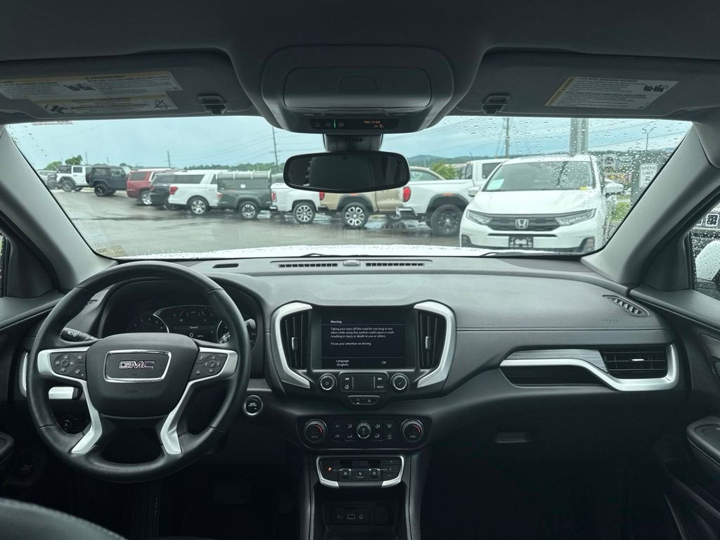 2024 GMC Terrain SLT