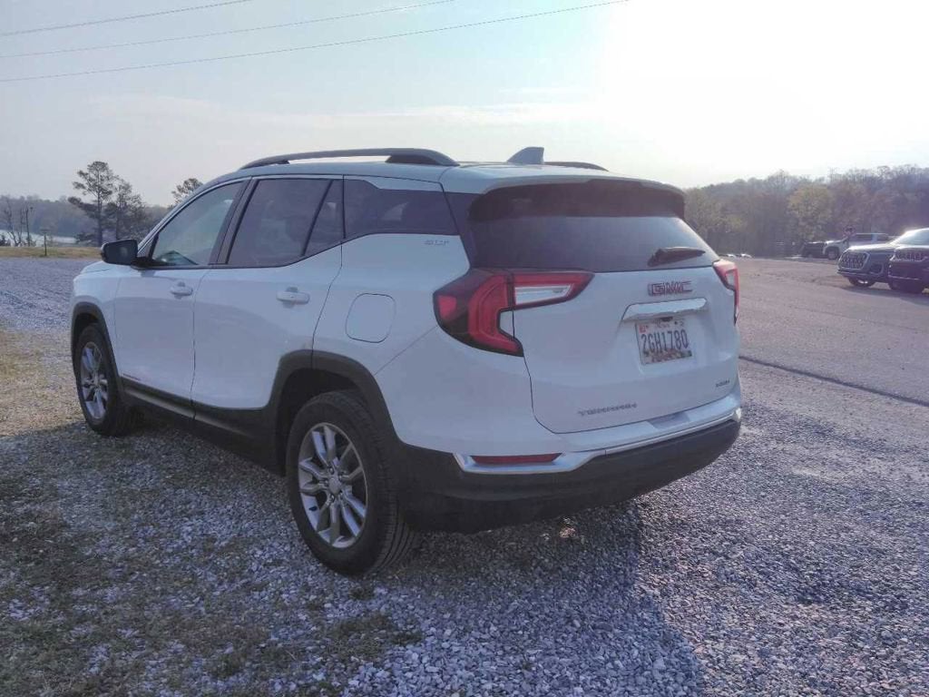 2024 GMC Terrain SLT