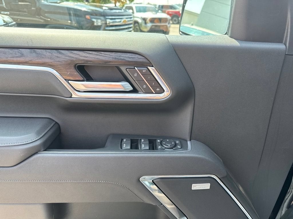 2026 GMC Sierra 1500 SLT - Photo 13