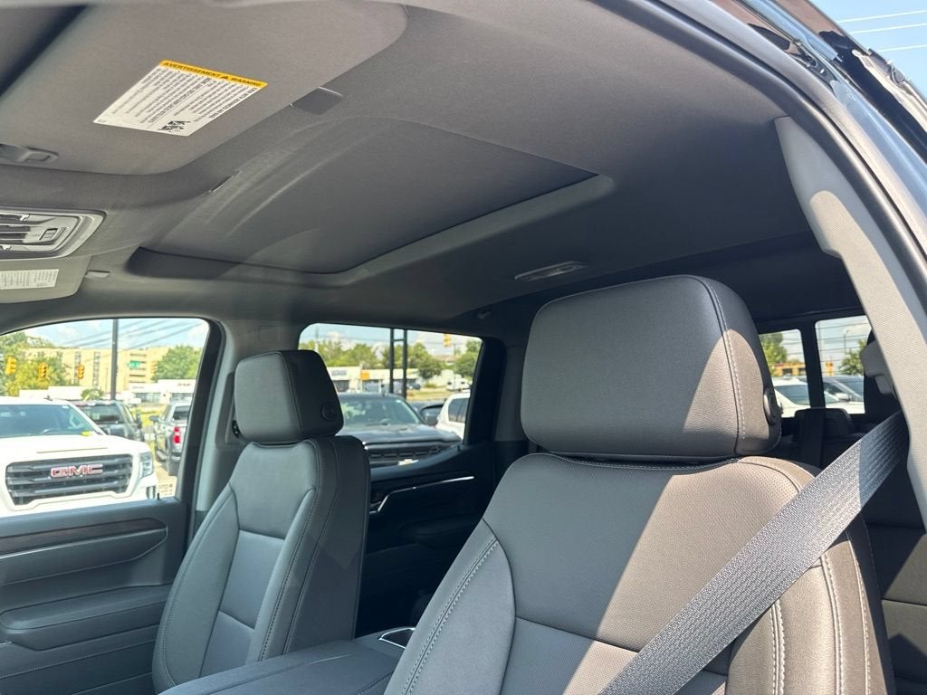 2026 GMC Sierra 1500 SLT - Photo 17