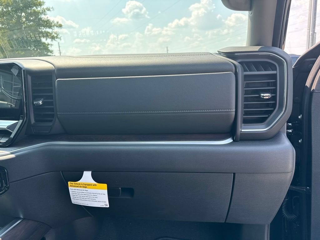 2026 GMC Sierra 1500 SLT - Photo 21