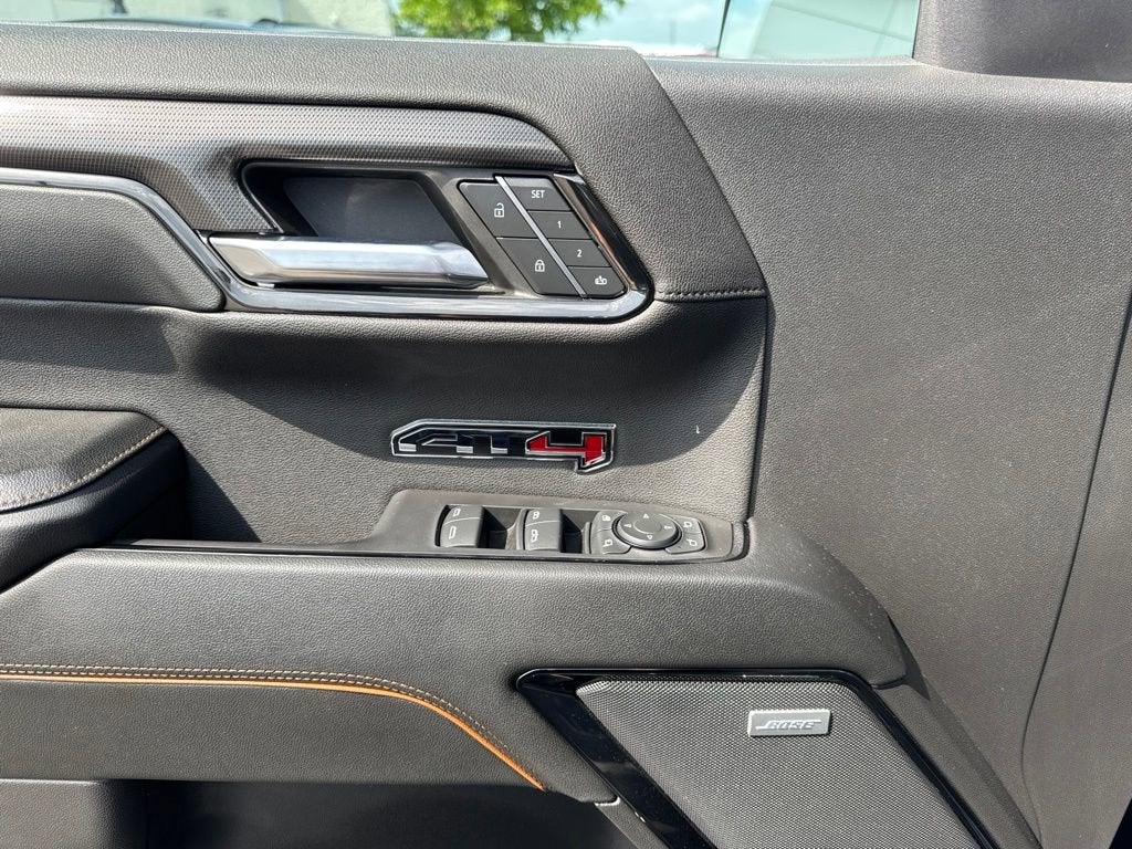 2024 GMC Sierra 1500 AT4