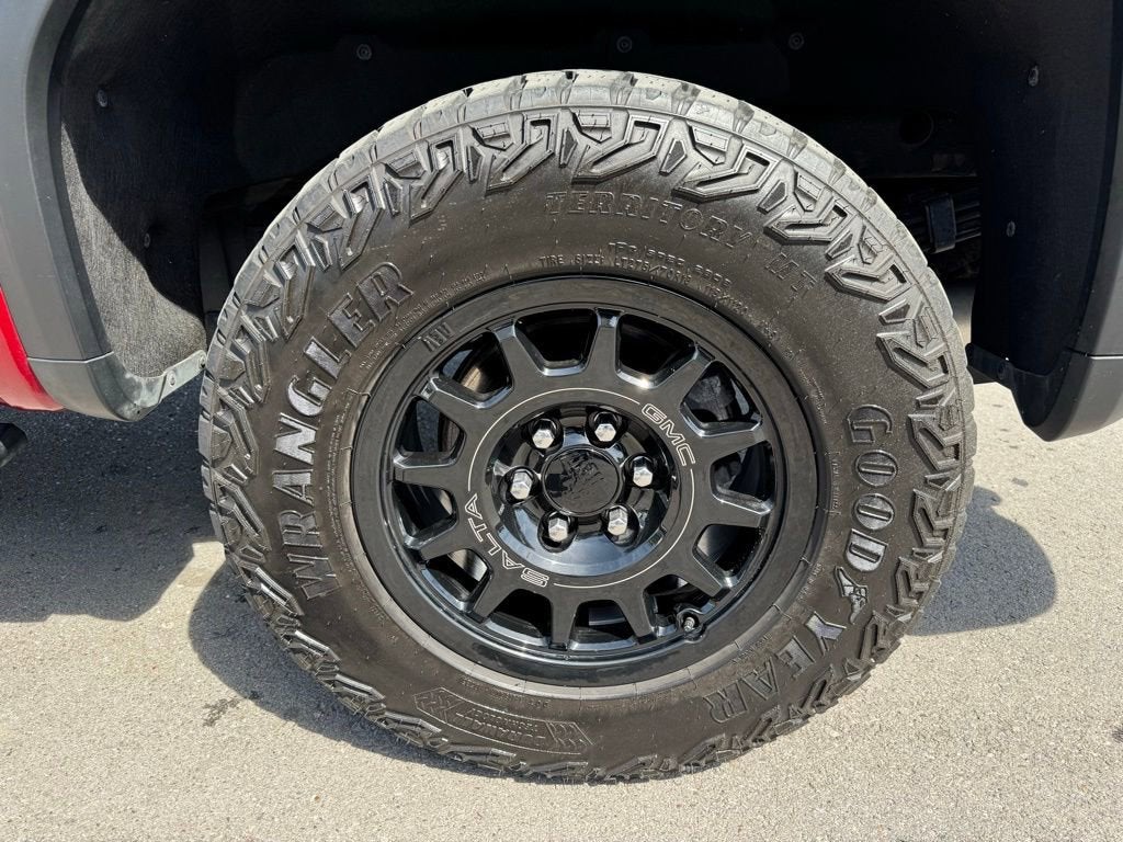 2023 GMC Sierra 1500 AT4X