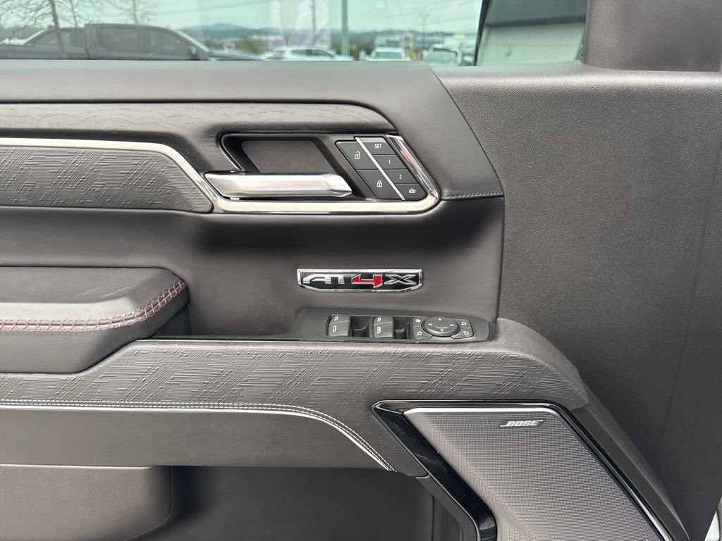 2024 GMC Sierra 1500 AT4X