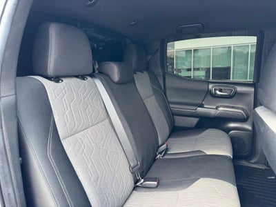 2022 Toyota Tacoma 4WD SR5