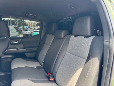 2022 Toyota Tacoma 4WD SR5