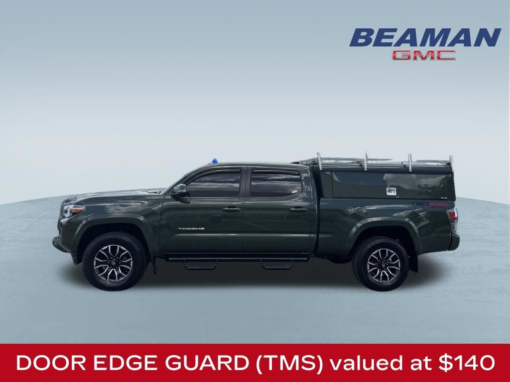 2022 Toyota Tacoma 4WD SR5
