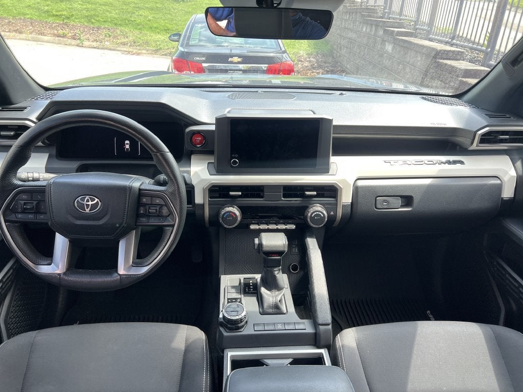 2024 Toyota Tacoma 4WD SR5