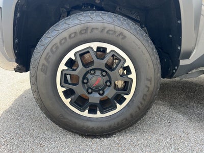 2024 Toyota Tacoma 4WD SR5