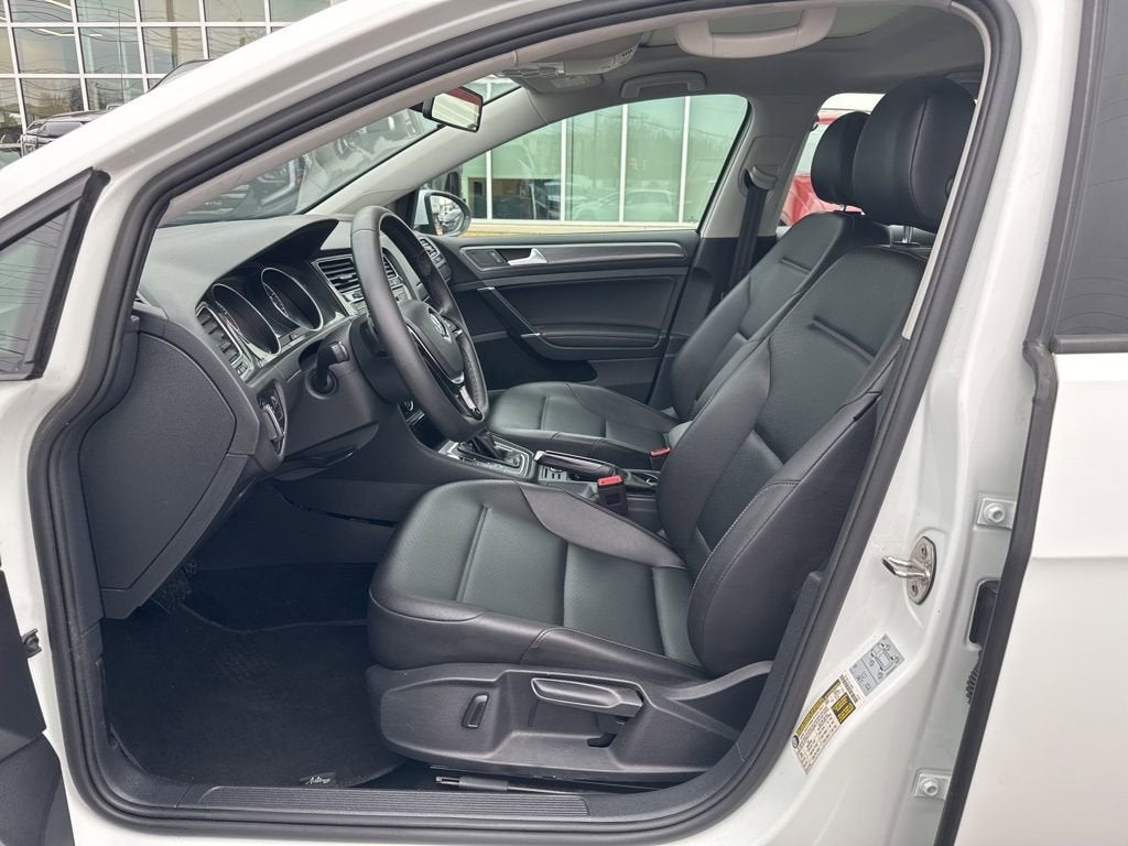 2021 Volkswagen Golf TSI