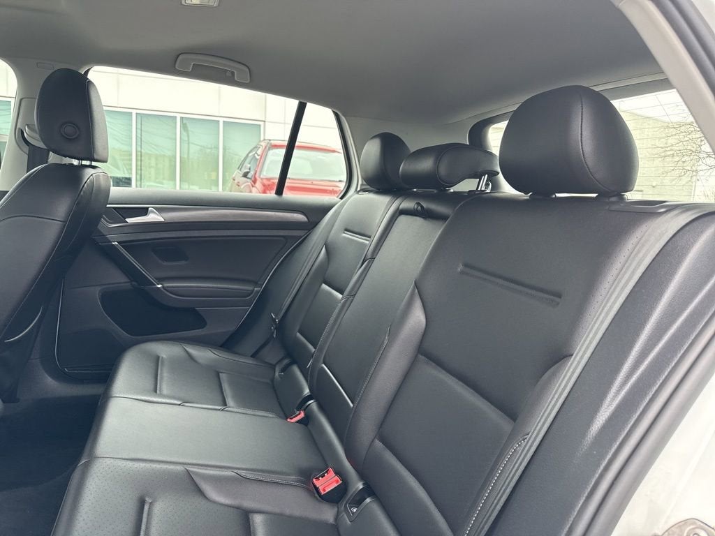 2021 Volkswagen Golf TSI