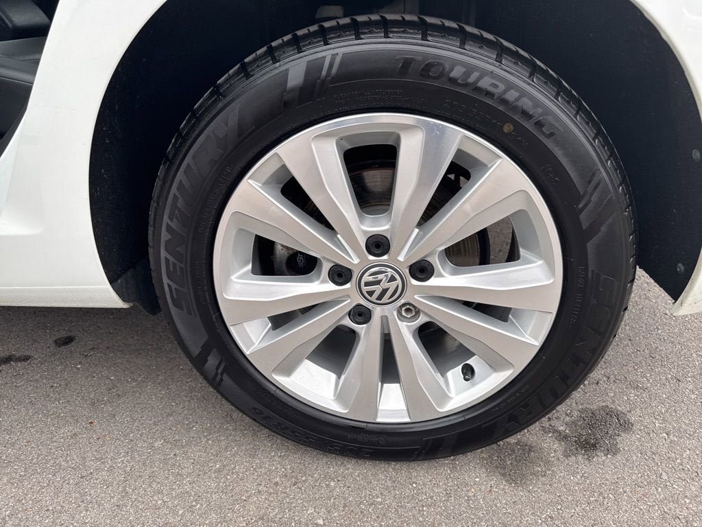 2021 Volkswagen Golf TSI