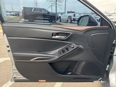 2020 Toyota Avalon XLE