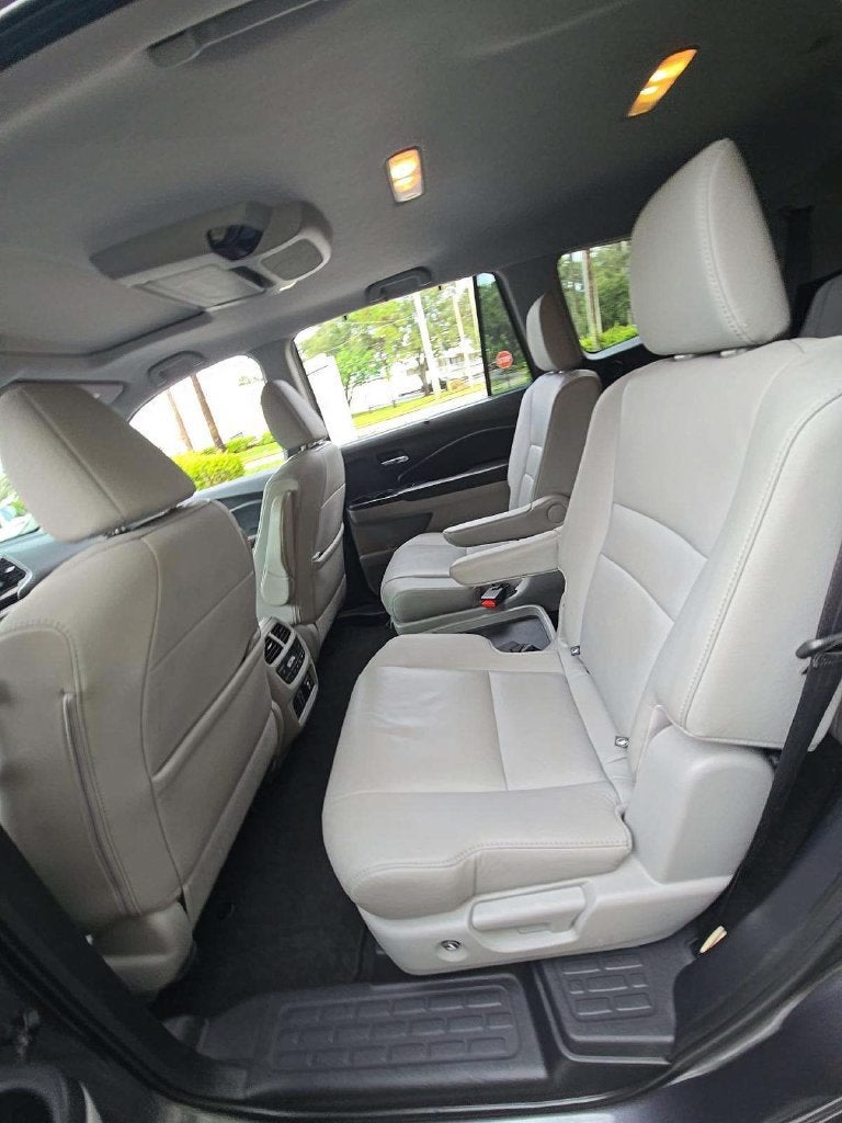 2019 Honda Pilot Touring 7-Passenger