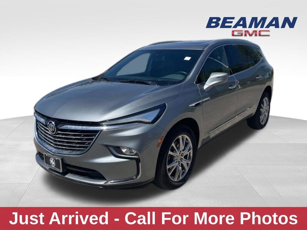 2023 Buick Enclave Essence AWD's photo