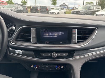 2024 Buick Enclave Essence
