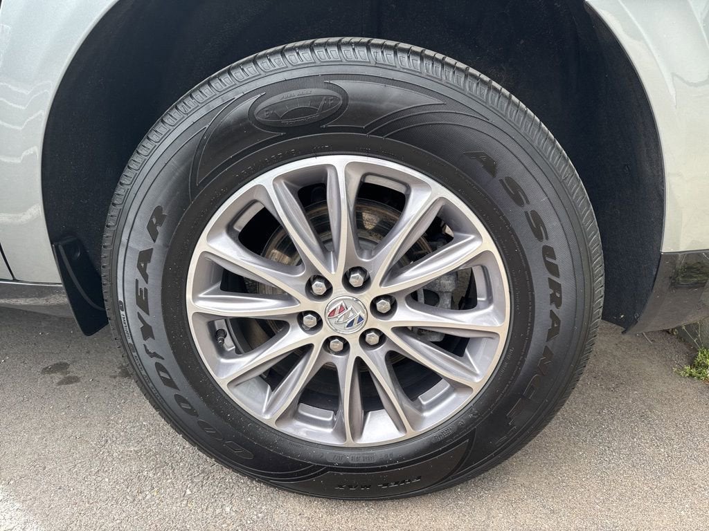 2024 Buick Enclave Essence