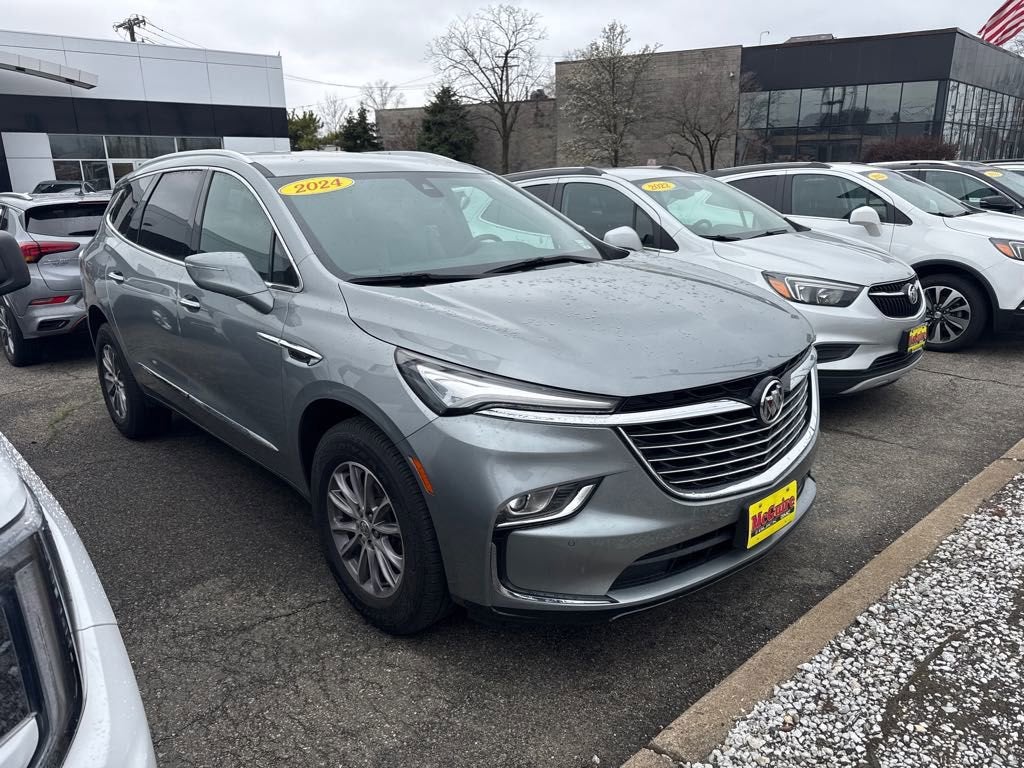 2024 Buick Enclave Essence