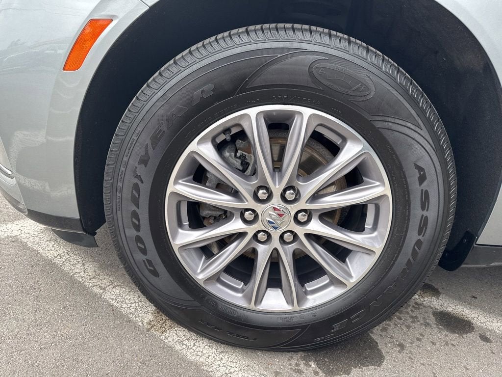 2024 Buick Enclave Essence