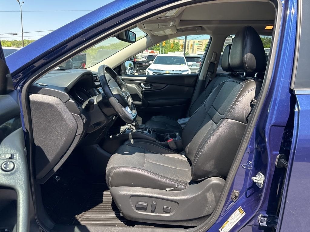 2017 Nissan Rogue SL