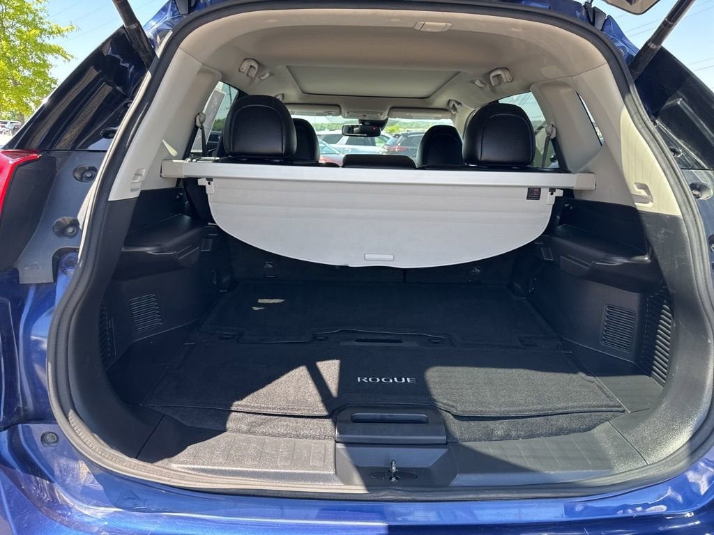 2017 Nissan Rogue SL