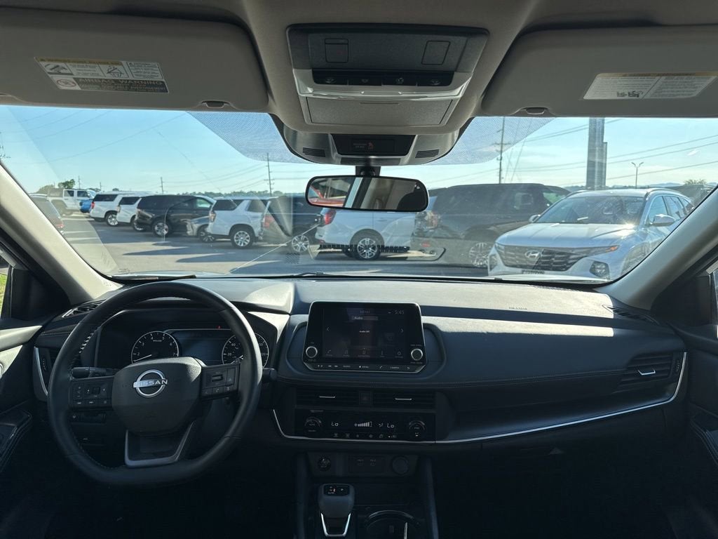 2025 Nissan Rogue SV