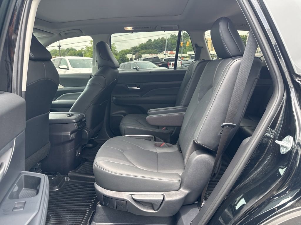 2026 Toyota Grand Highlander LE