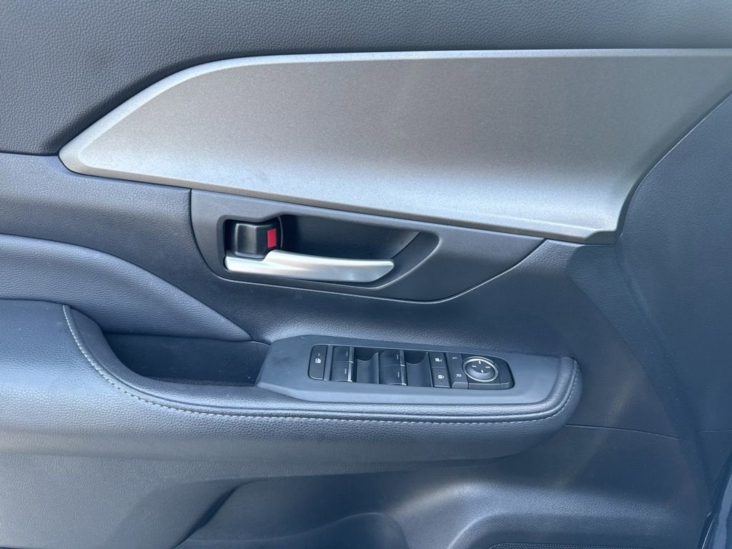 2026 Toyota Grand Highlander Hybrid LE