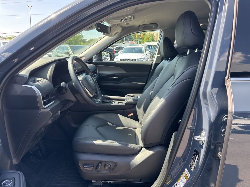 2026 Toyota Grand Highlander Hybrid LE