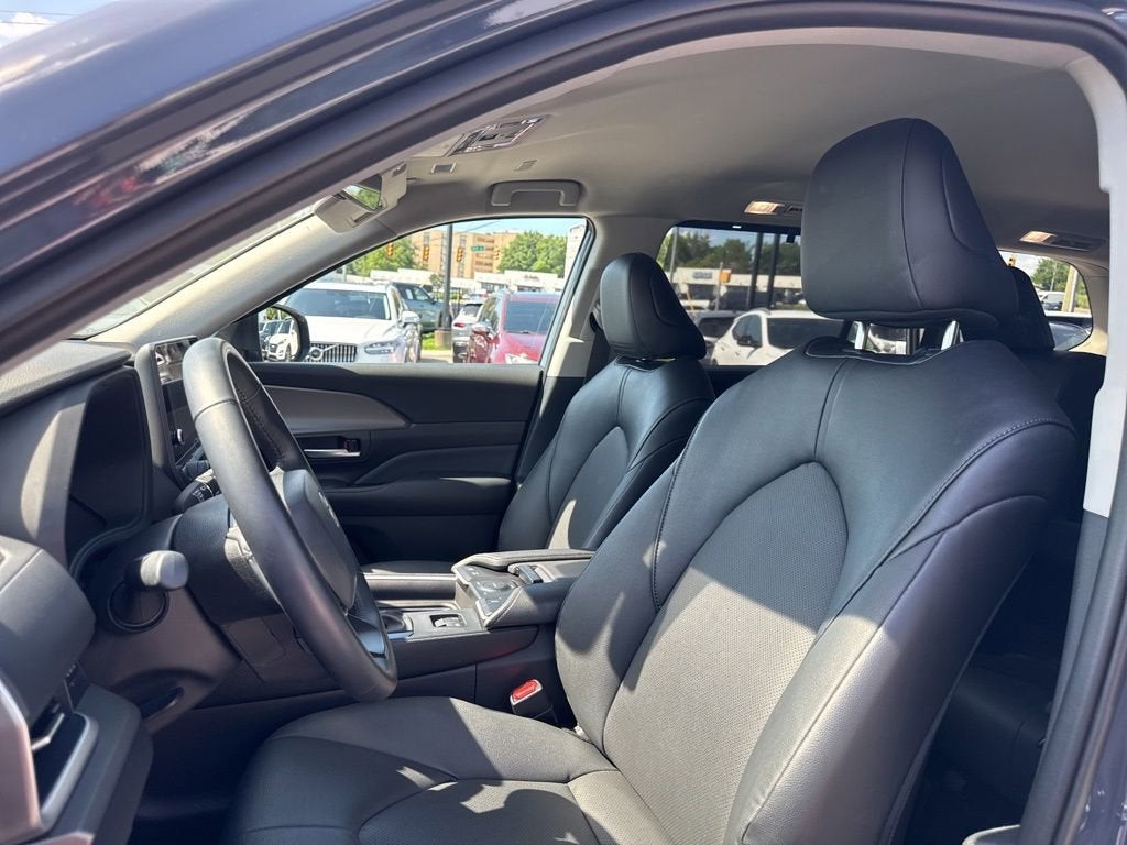 2026 Toyota Grand Highlander Hybrid LE