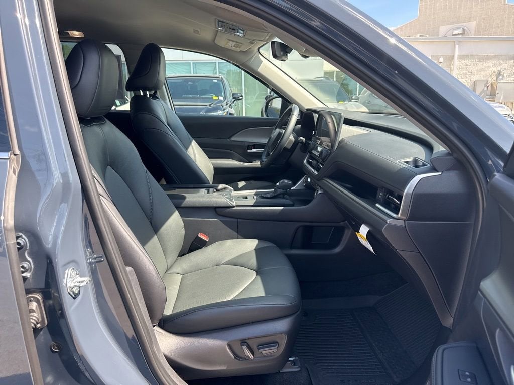 2026 Toyota Grand Highlander Hybrid LE