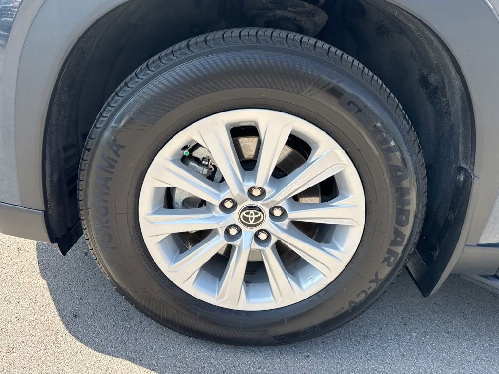 2026 Toyota Grand Highlander Hybrid LE