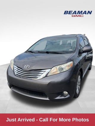 2012 Toyota Sienna XLE