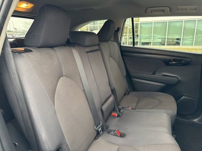 2024 Toyota Highlander LE