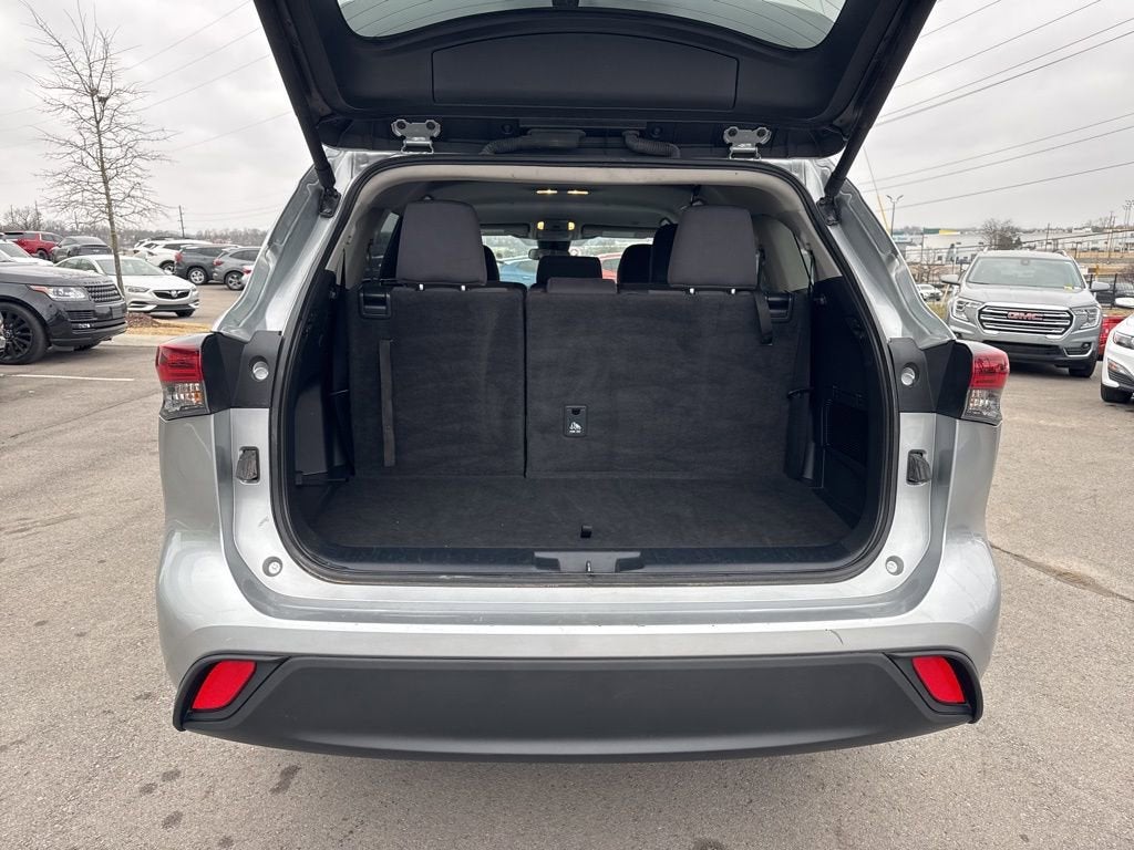 2024 Toyota Highlander LE