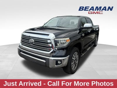 2018 Toyota Tundra 4WD SR5
