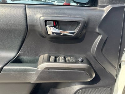 2020 Toyota Tacoma 4WD SR5