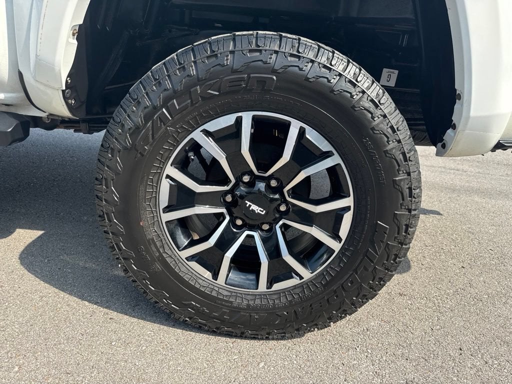 2020 Toyota Tacoma 4WD SR5