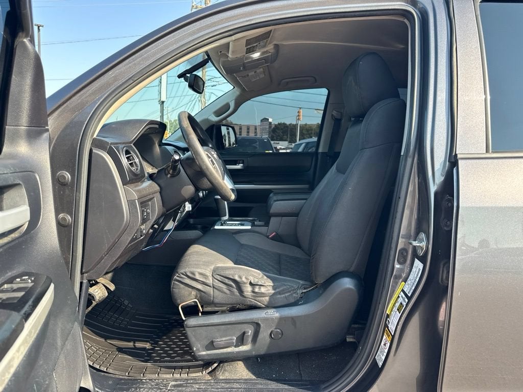 2015 Toyota Tundra 4WD Truck SR5