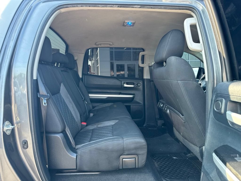 2015 Toyota Tundra 4WD Truck SR5
